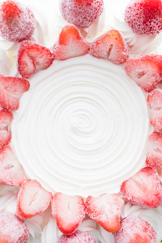 Soy Candle Strawberries & Cream (each)